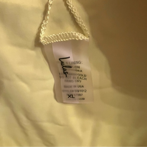 Lulu’s Yellow One-Piece Swimsuit size XL - Picture 3 of 3